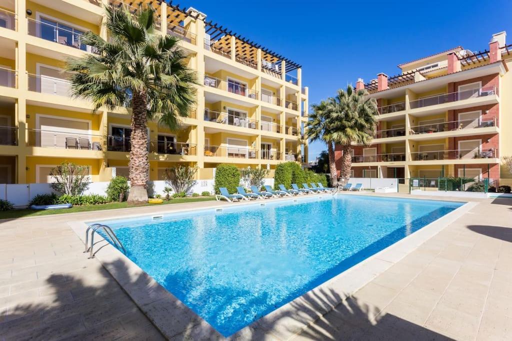 Sea Breeze Lagos Apartment Kültér fotó